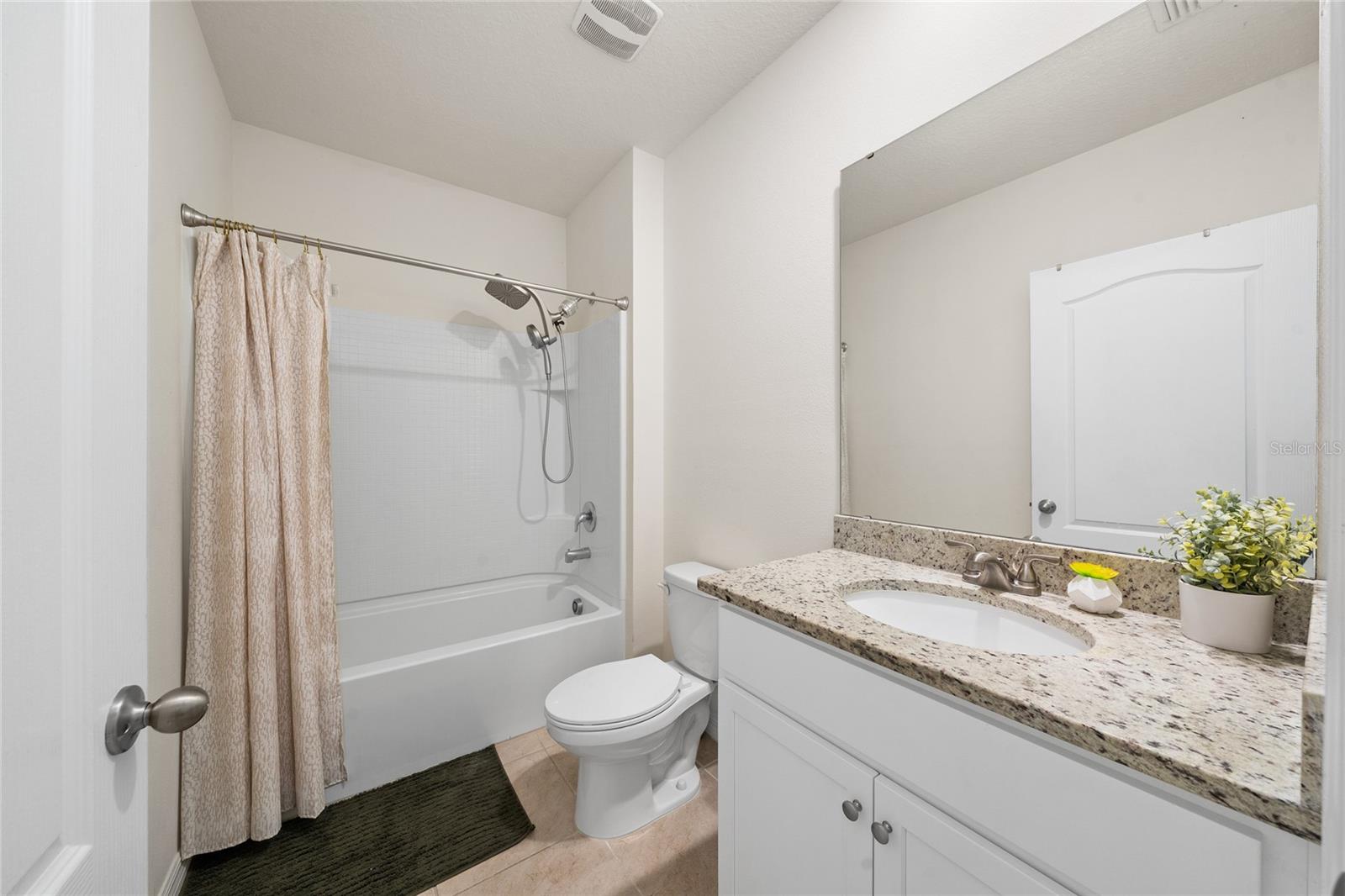 EDEN HILLS PH 2 - Residential Lease