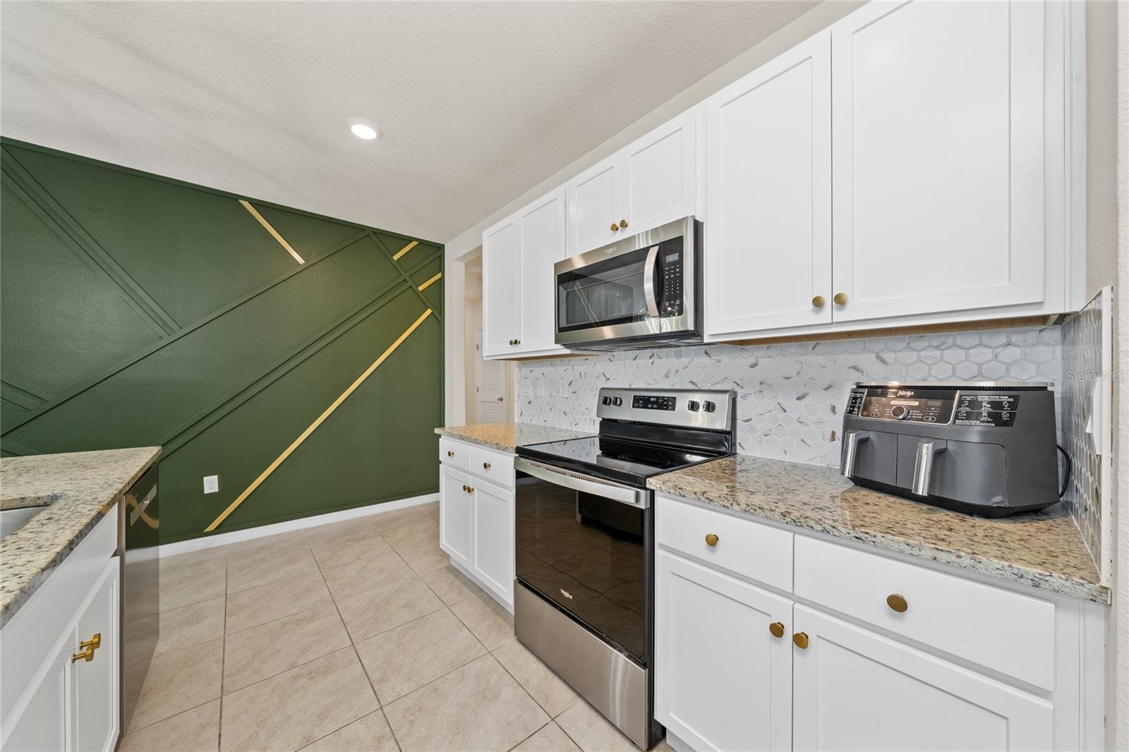 EDEN HILLS PH 2 - Residential Lease