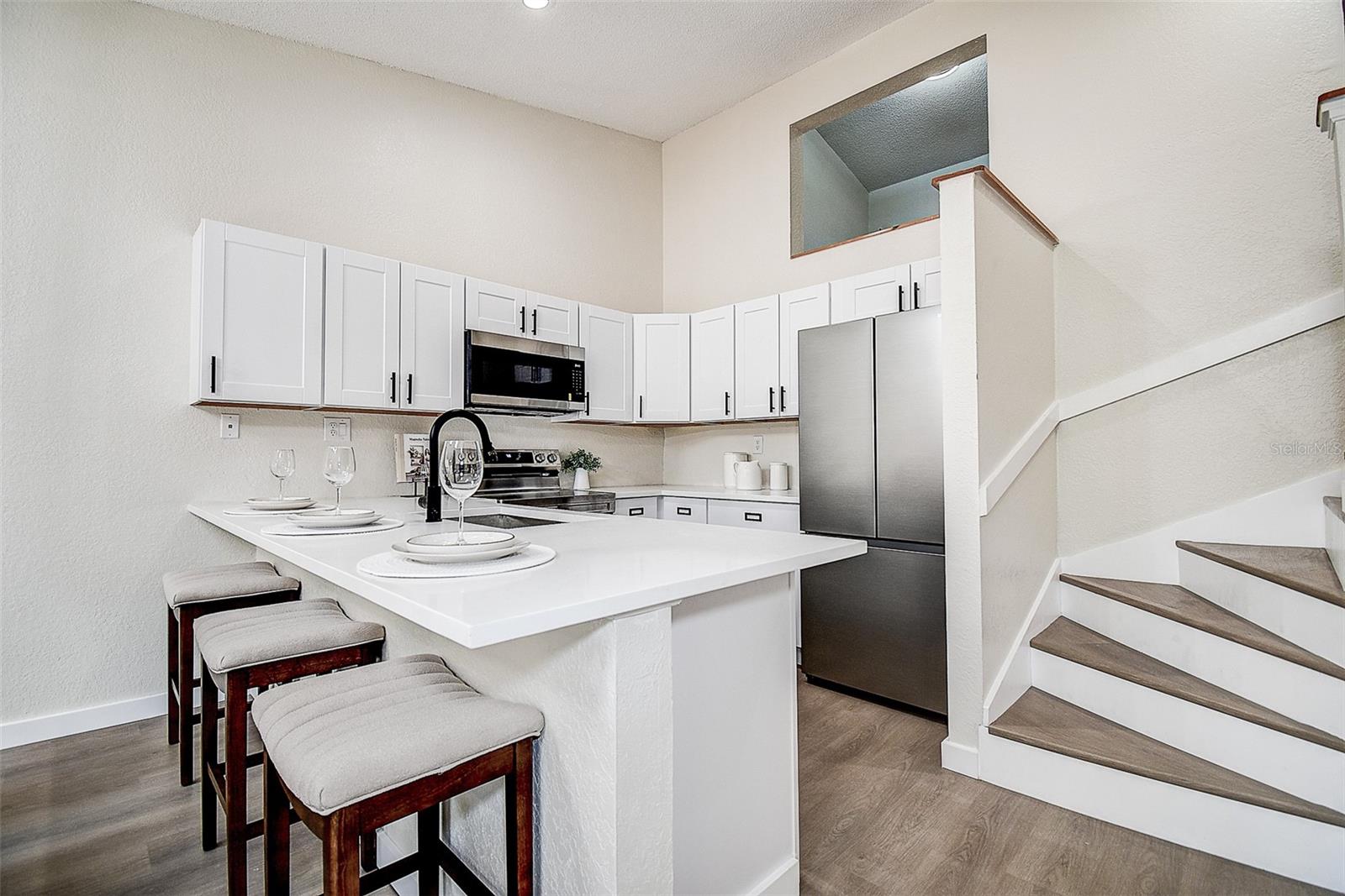 LAKE FOREST CONDO - Residential