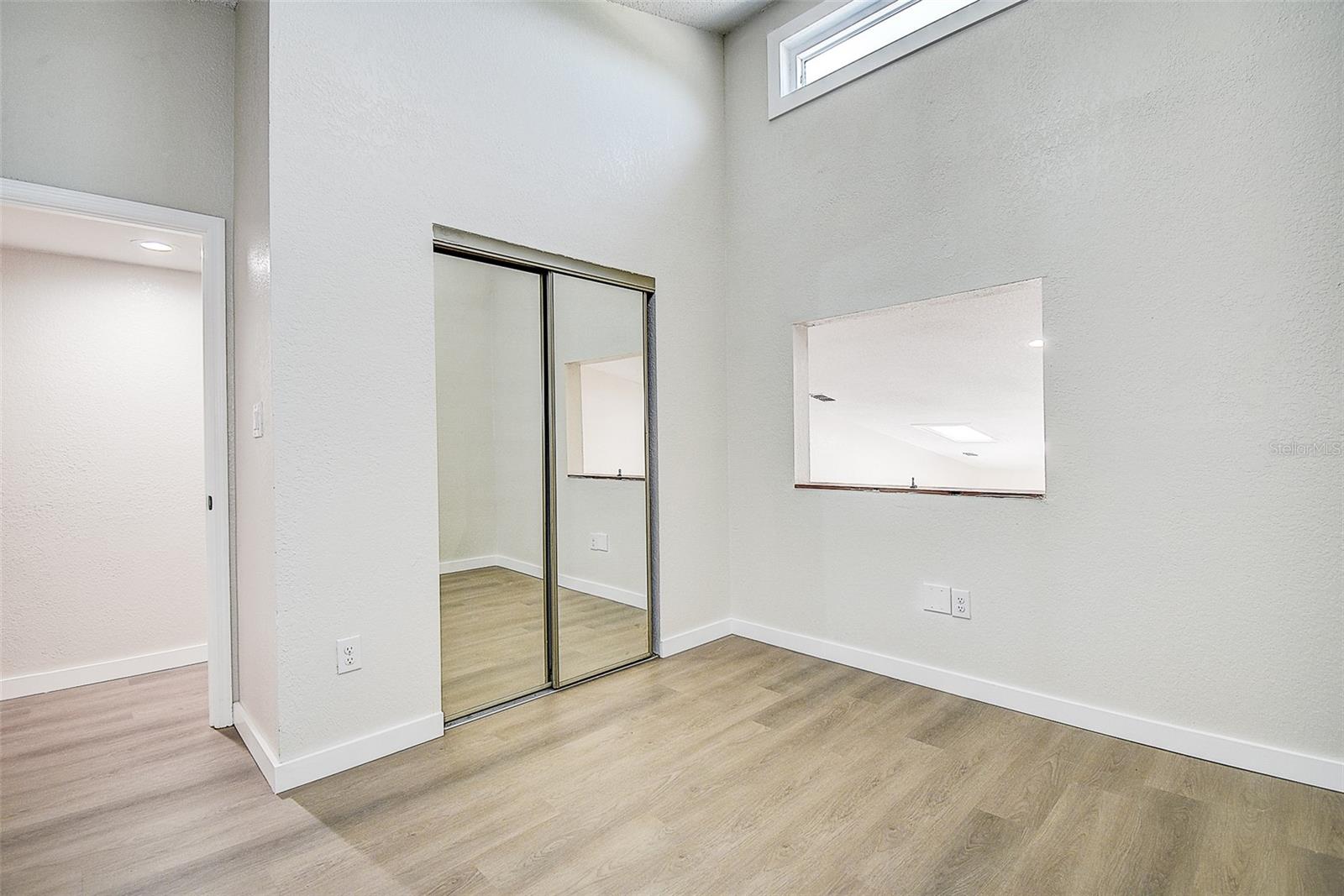 LAKE FOREST CONDO - Residential
