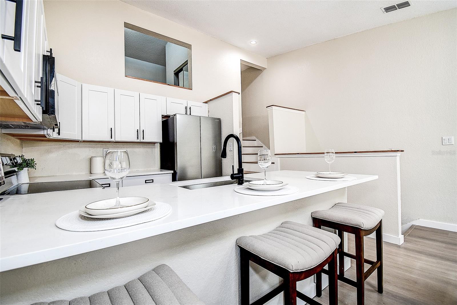 LAKE FOREST CONDO - Residential