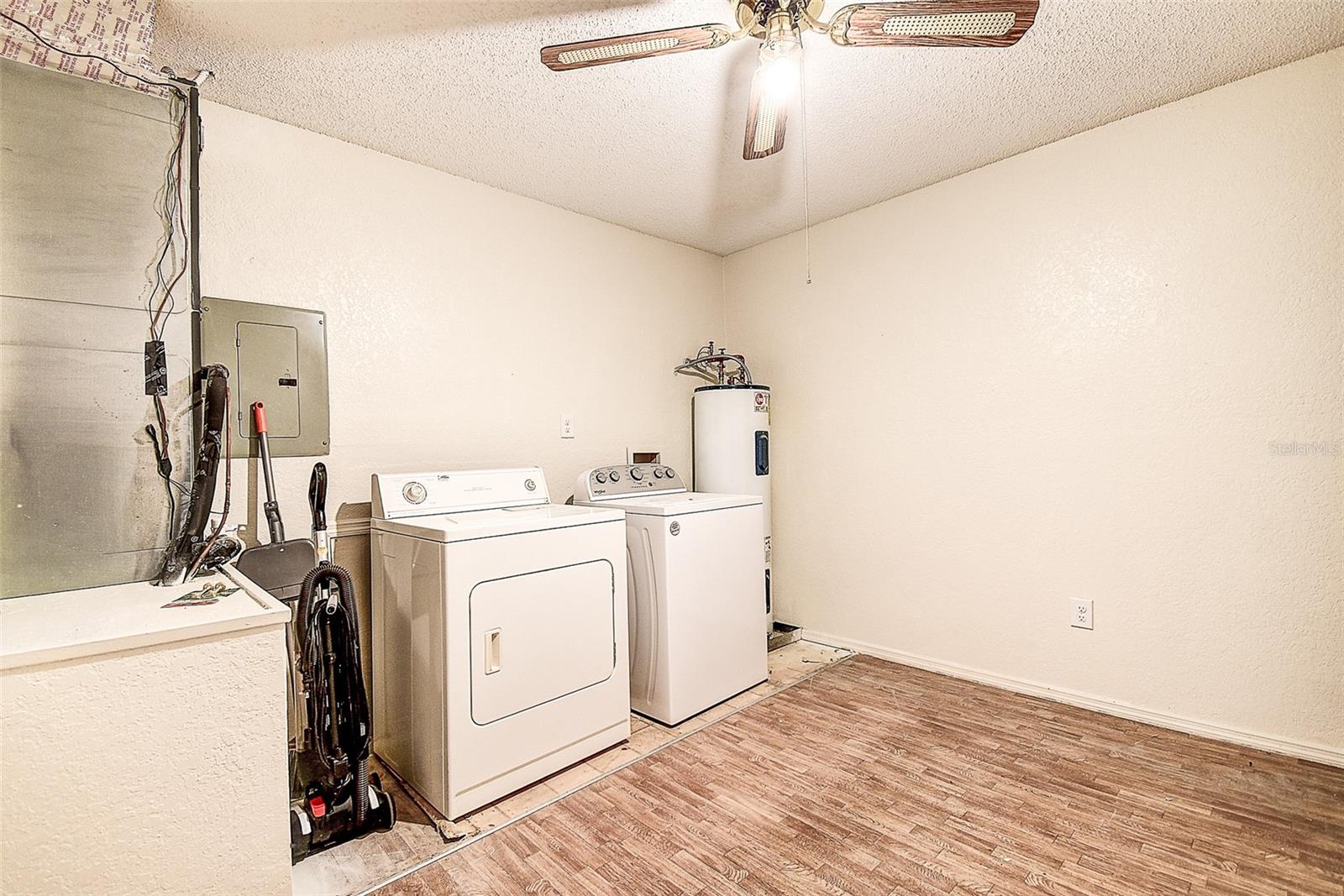 LAKE FOREST CONDO - Residential
