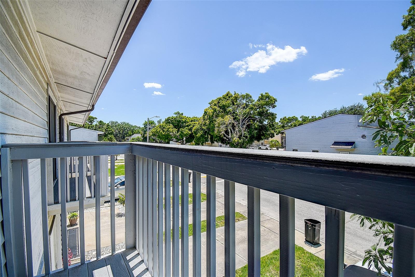 LAKE FOREST CONDO - Residential