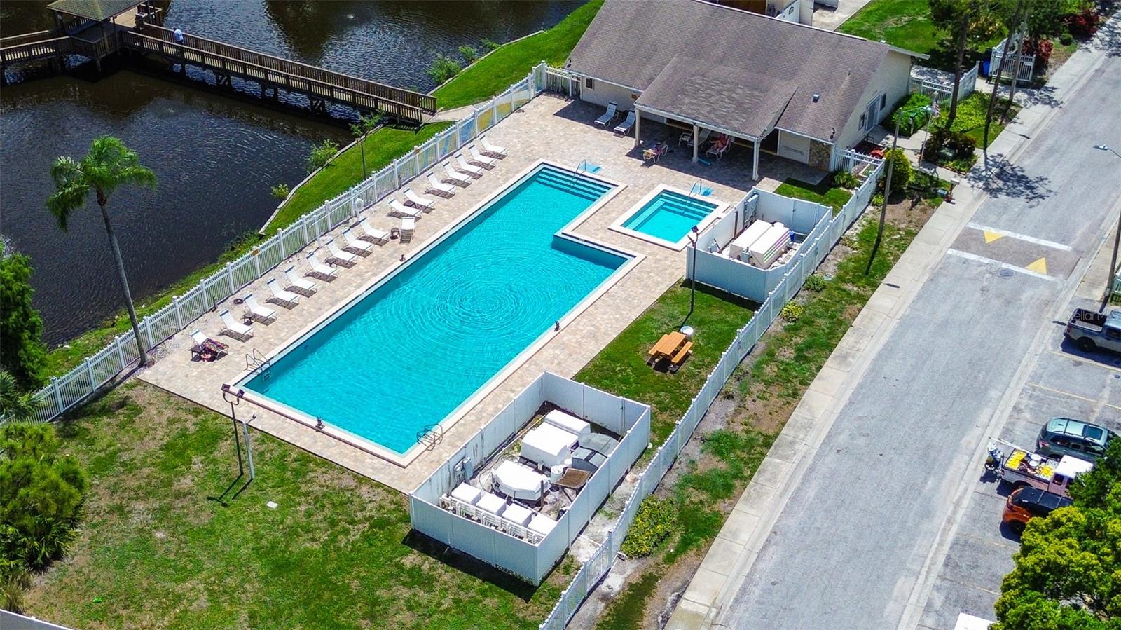 LAKE FOREST CONDO - Residential
