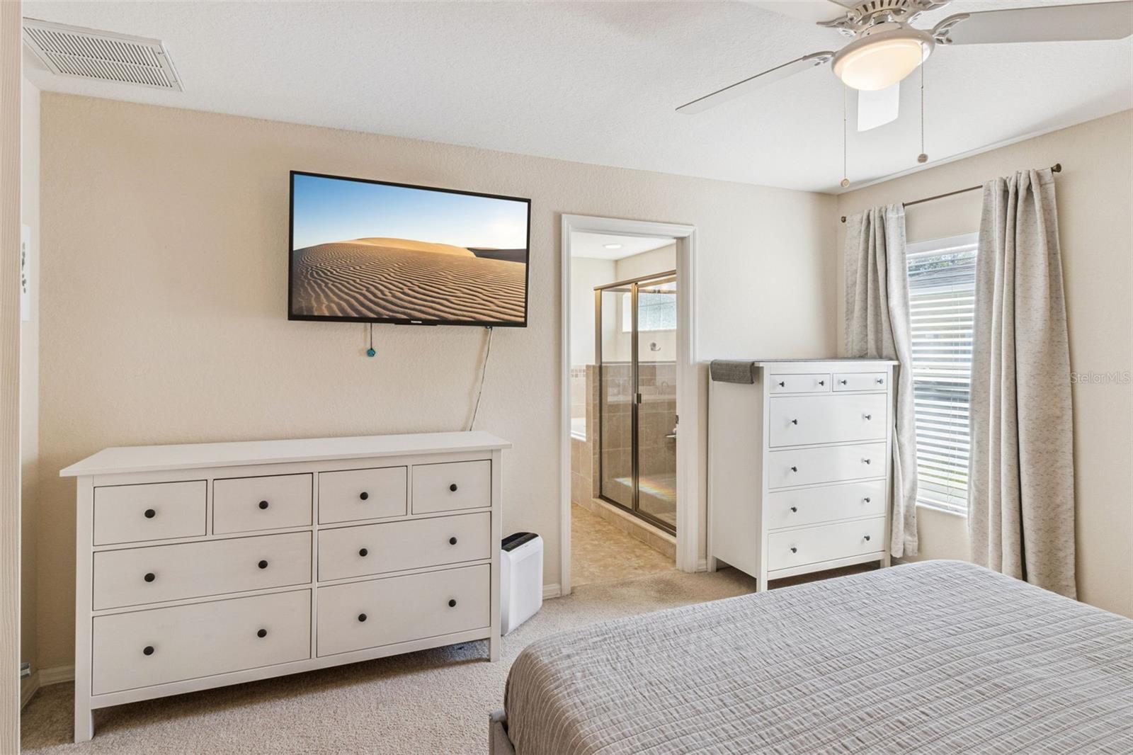 WIND MEADOWS - Residential
