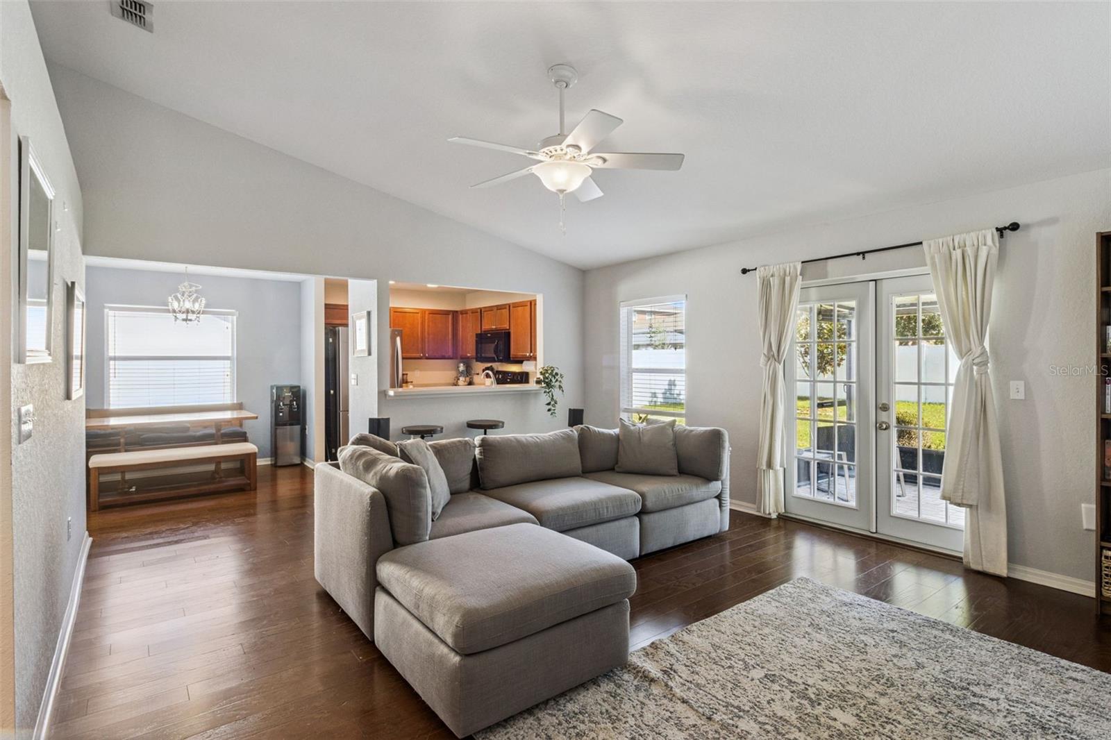 WIND MEADOWS - Residential
