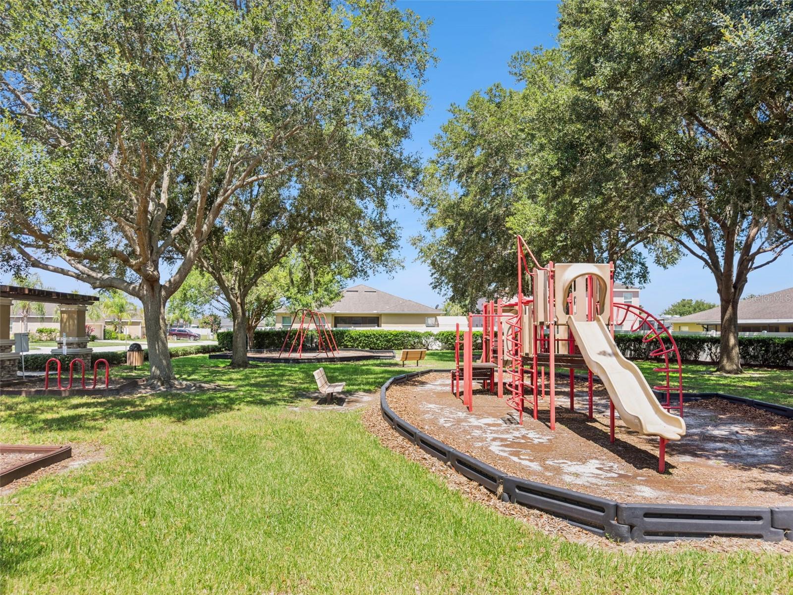WIND MEADOWS - Residential