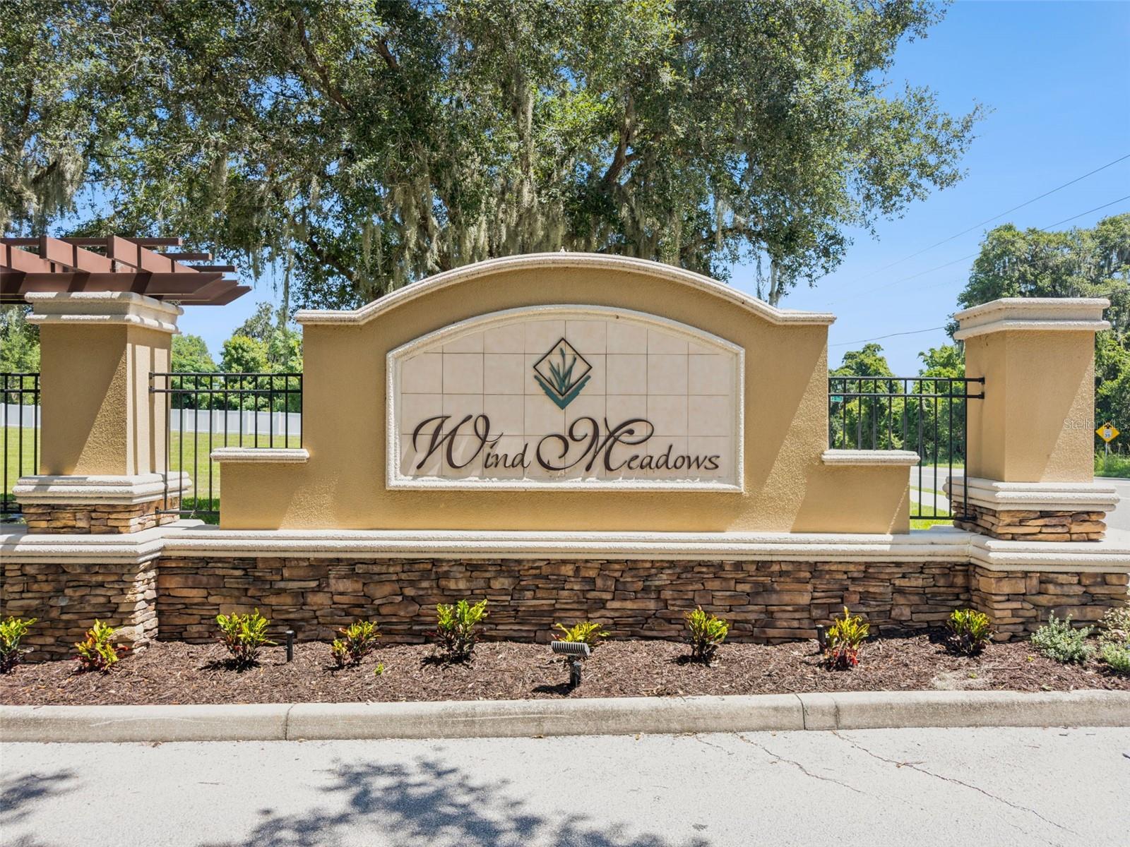 WIND MEADOWS - Residential