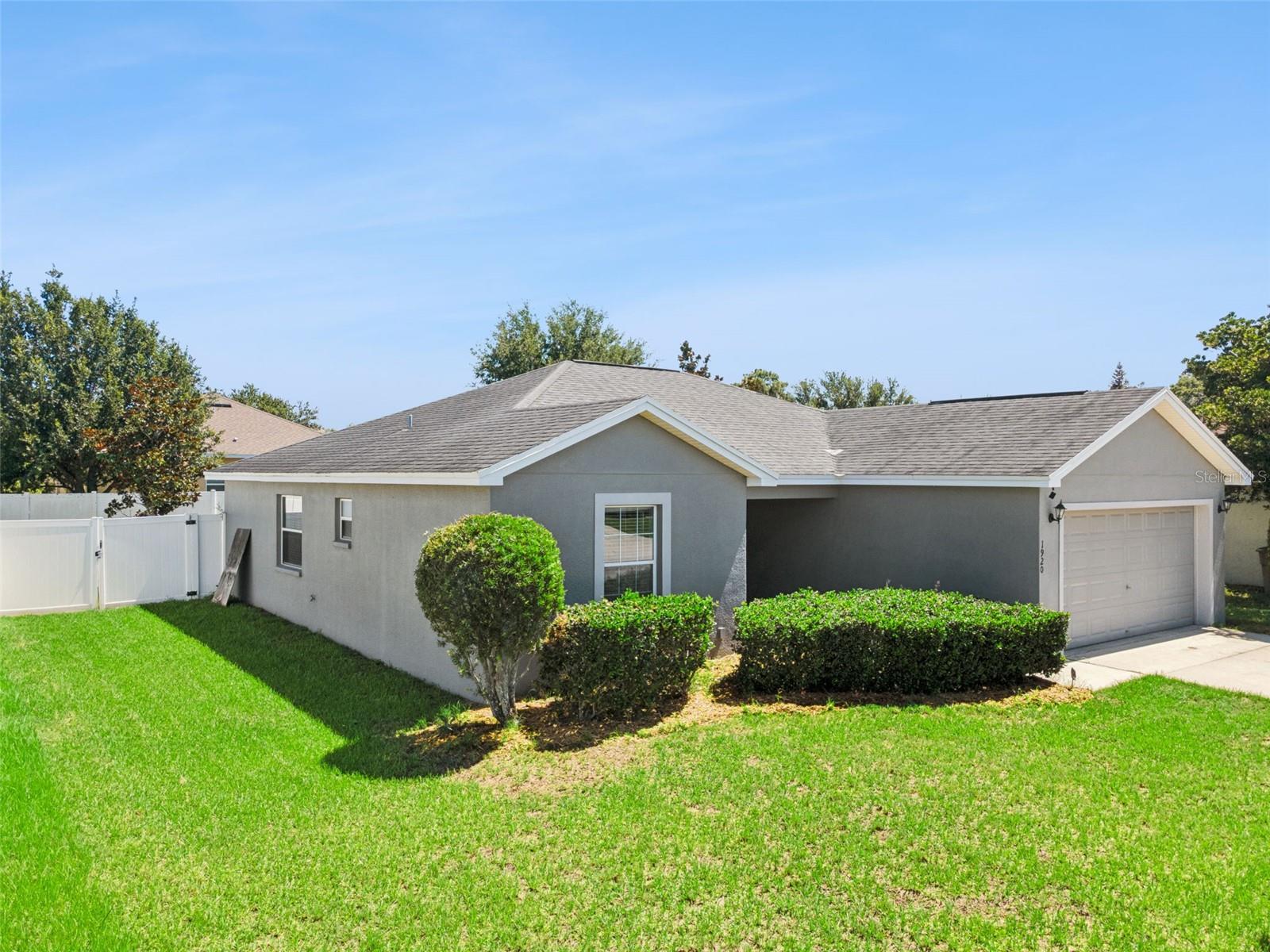 WIND MEADOWS - Residential