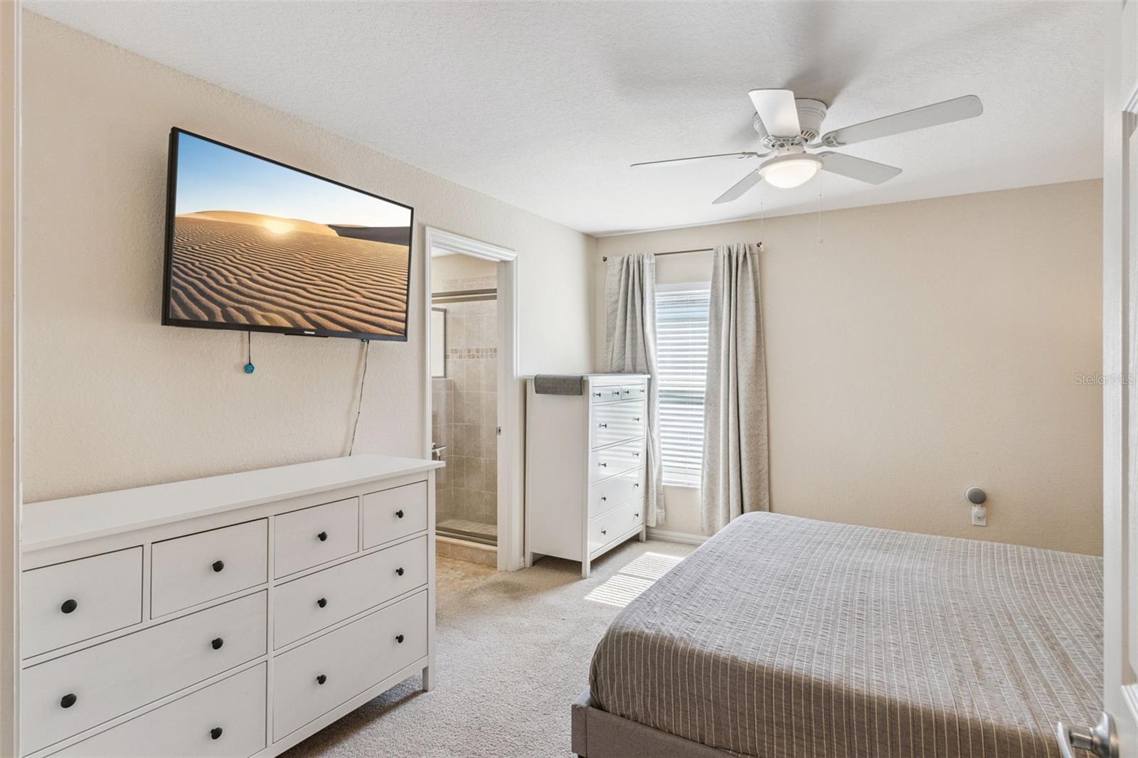 WIND MEADOWS - Residential
