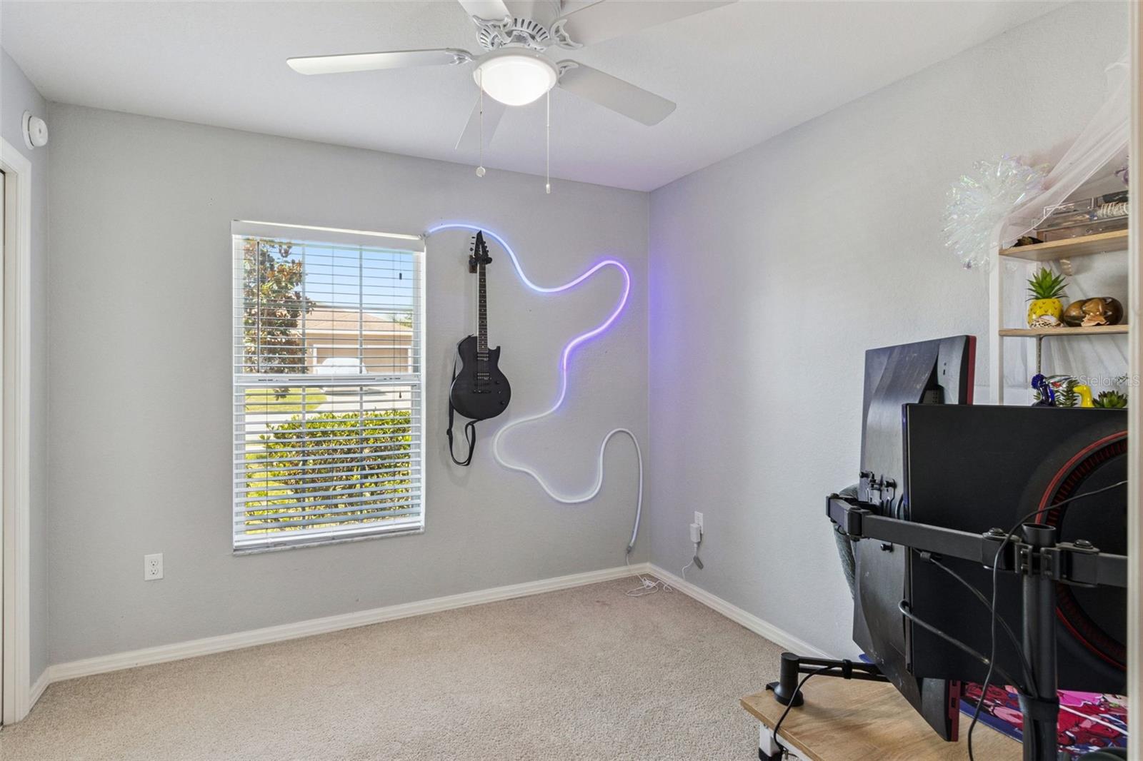 WIND MEADOWS - Residential