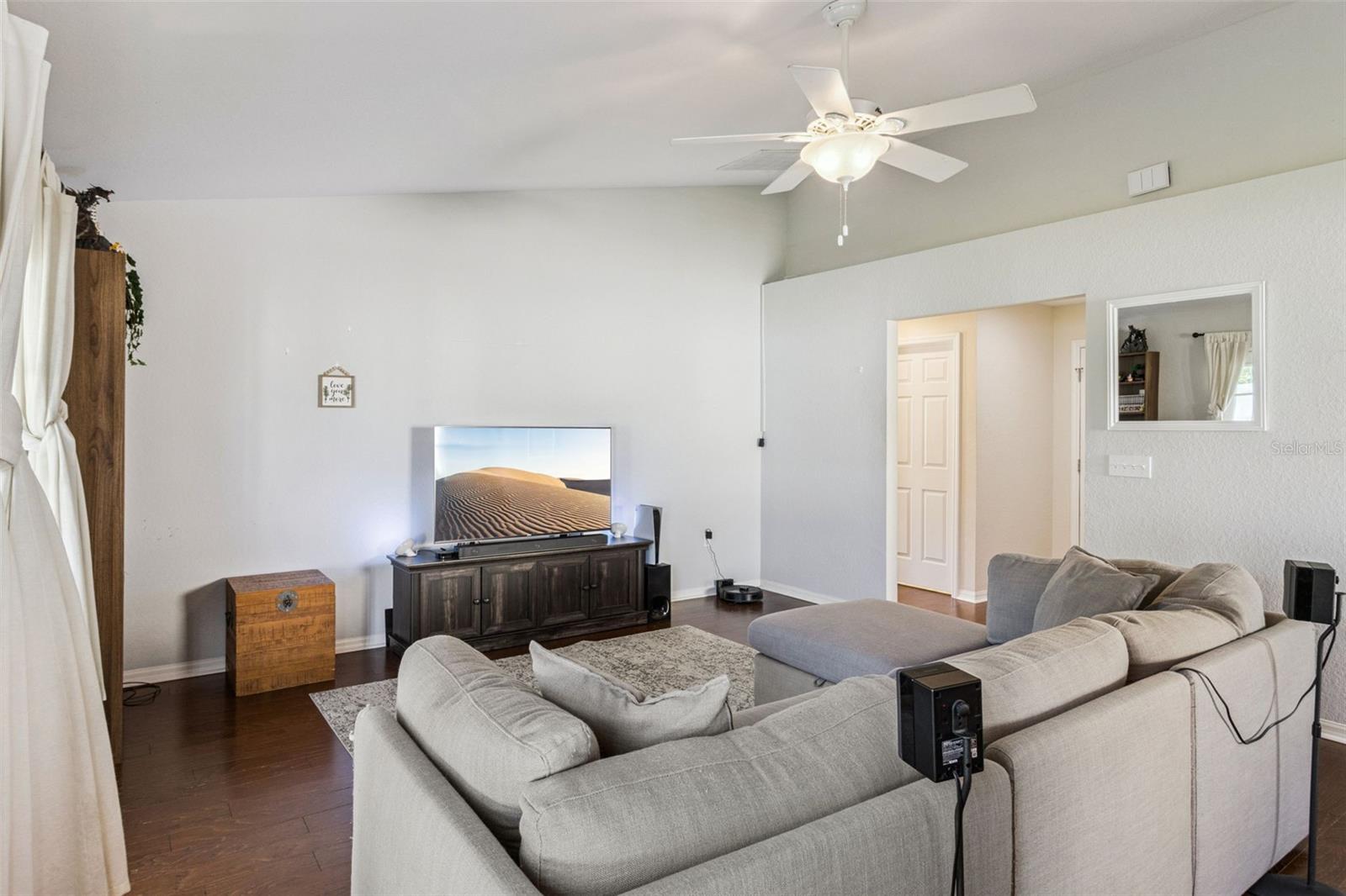 WIND MEADOWS - Residential