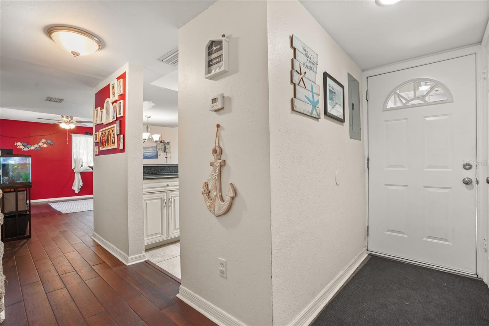 ERROL OAKS CONDO 01 - Residential