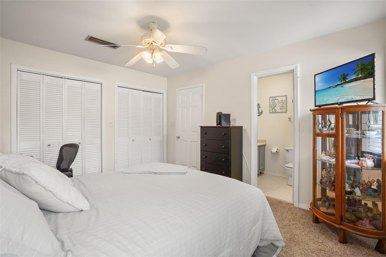 ERROL OAKS CONDO 01 - Residential