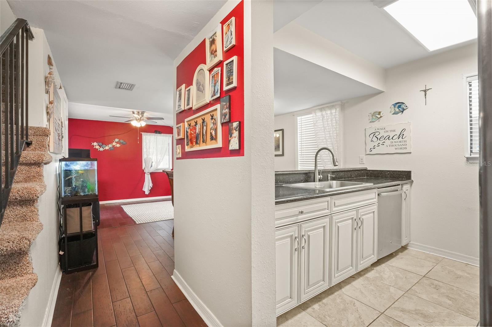 ERROL OAKS CONDO 01 - Residential