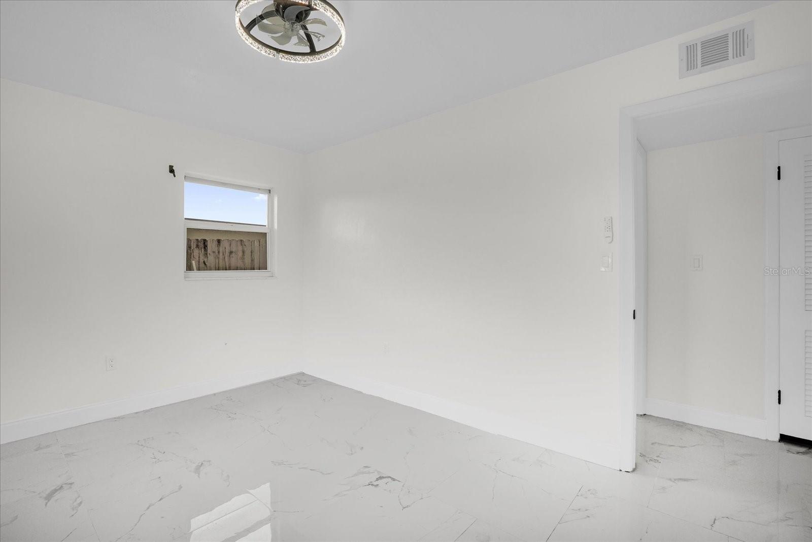 HAMPTON HOMES UNIT 07 - Residential