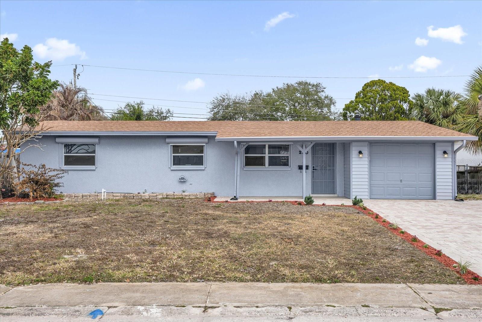 HAMPTON HOMES UNIT 07 - Residential