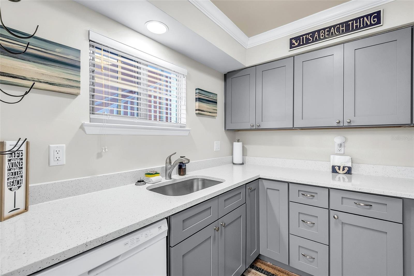 BAREFOOT BEACH RESORT OF INDIAN SHORES - Residential