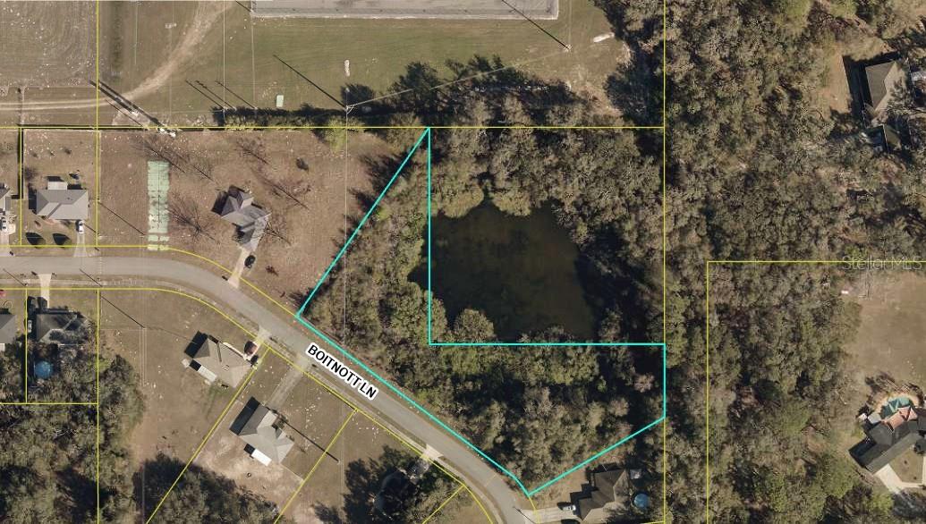 ROYAL CREST ESTATE - Land