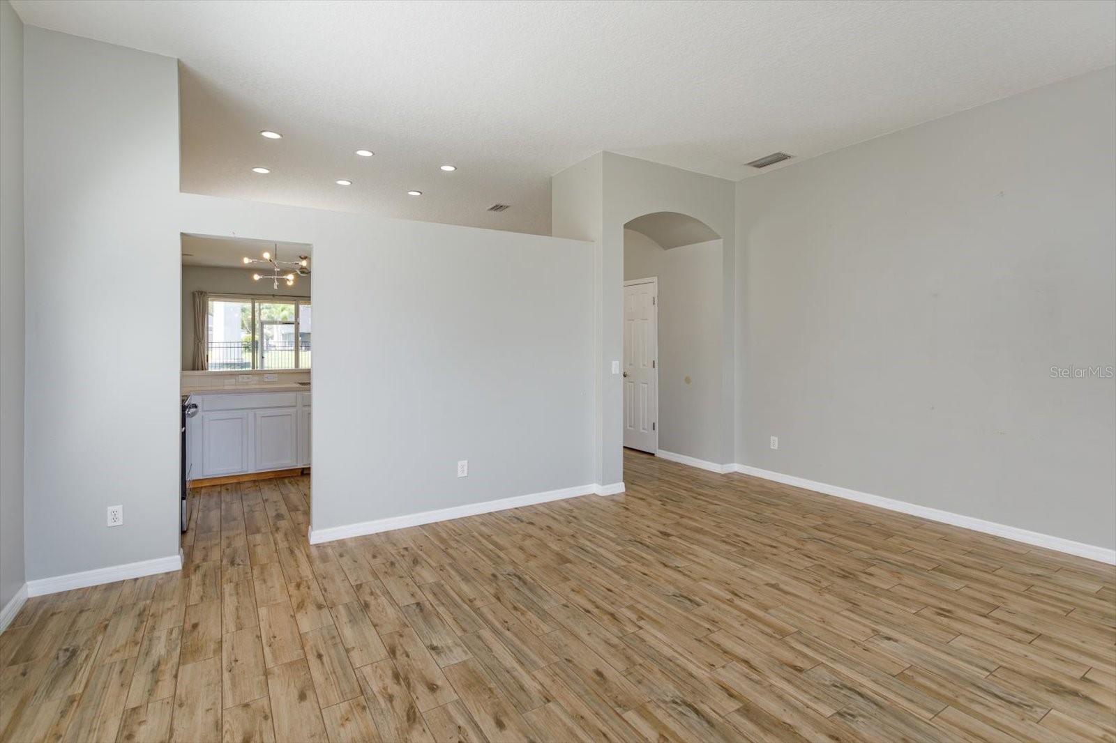 HUNTERS CREEK TR 310 - Residential