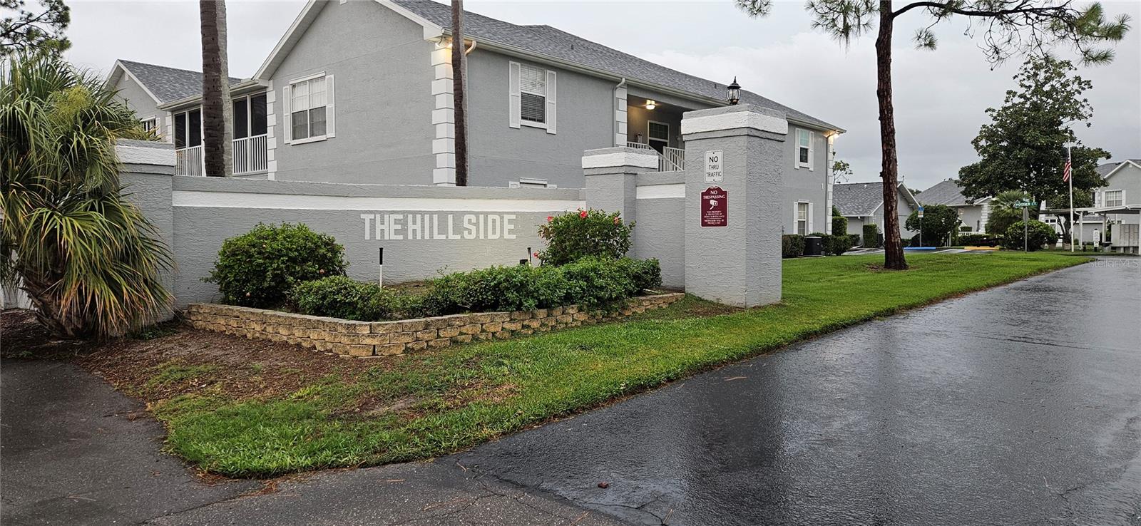 HILLSIDE CONDO - Residential