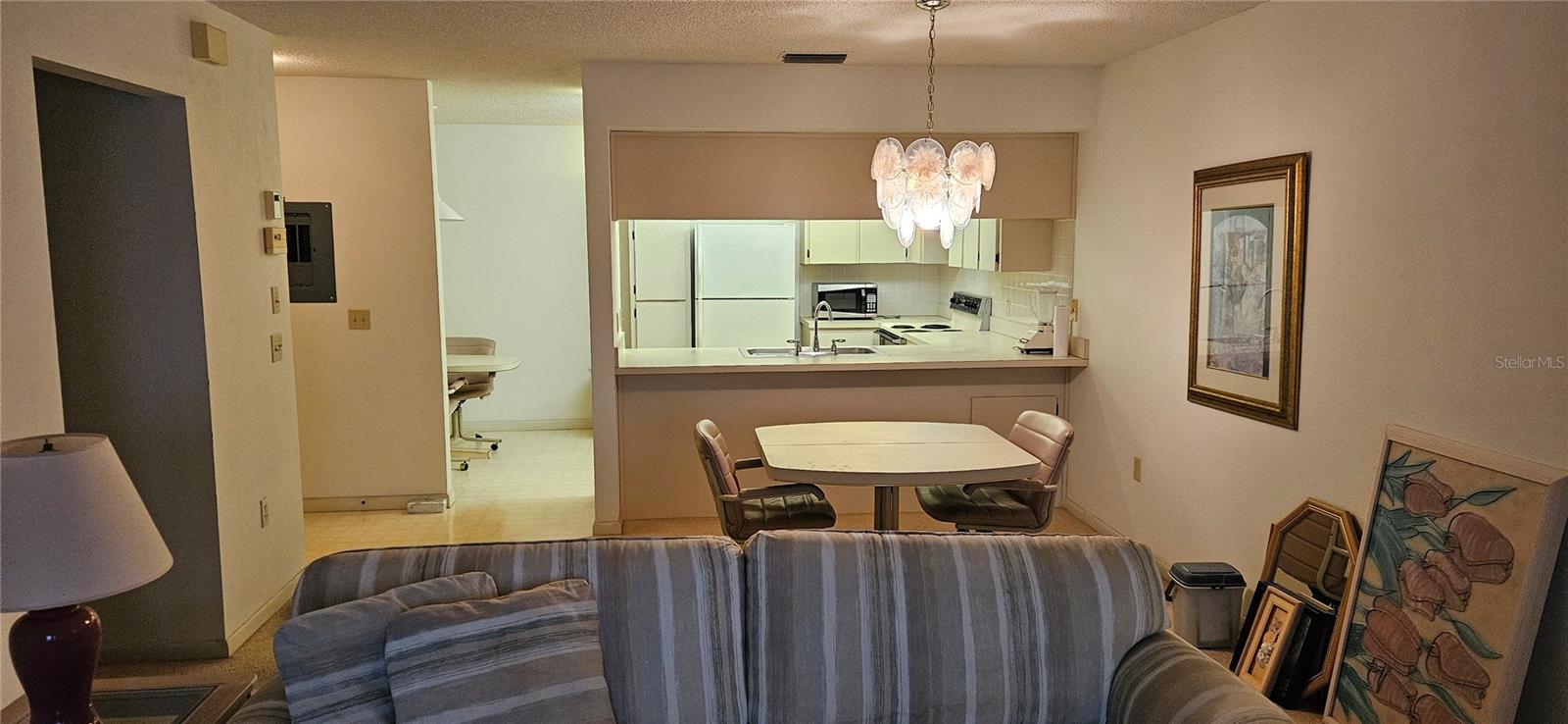 HILLSIDE CONDO - Residential