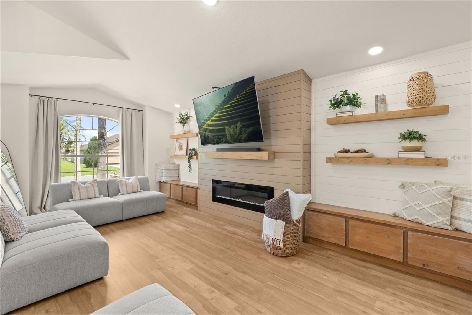 TURNBERRY RESV U2 - Residential
