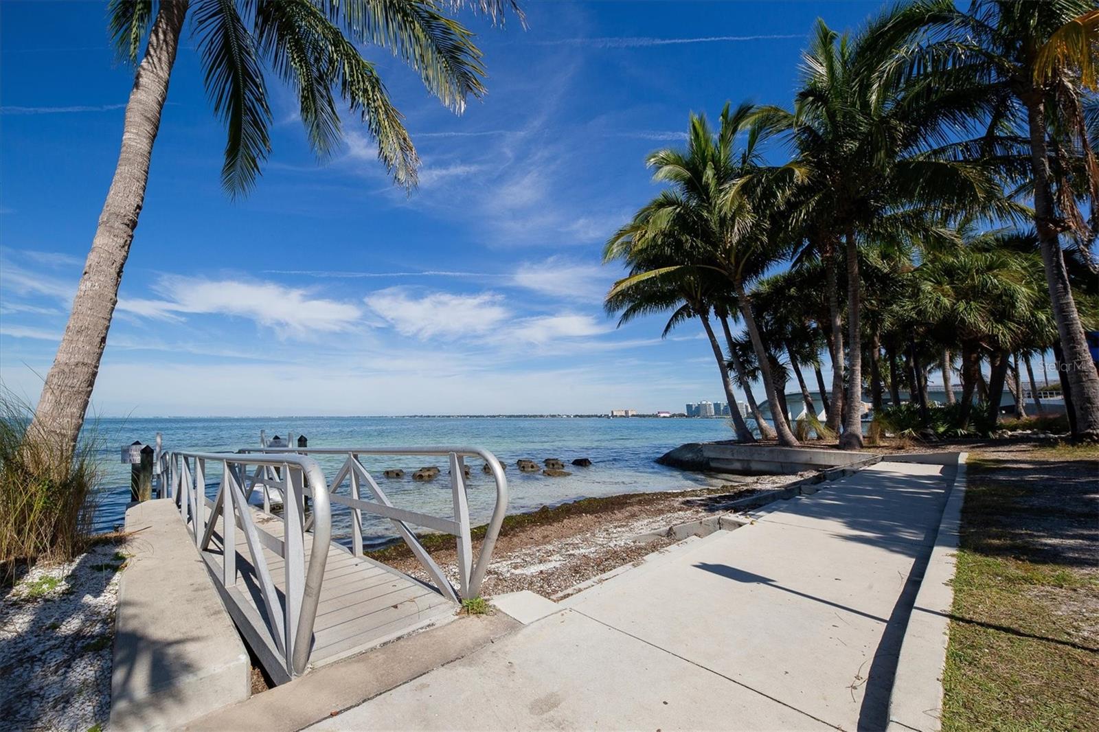 BIRD KEY - Residential
