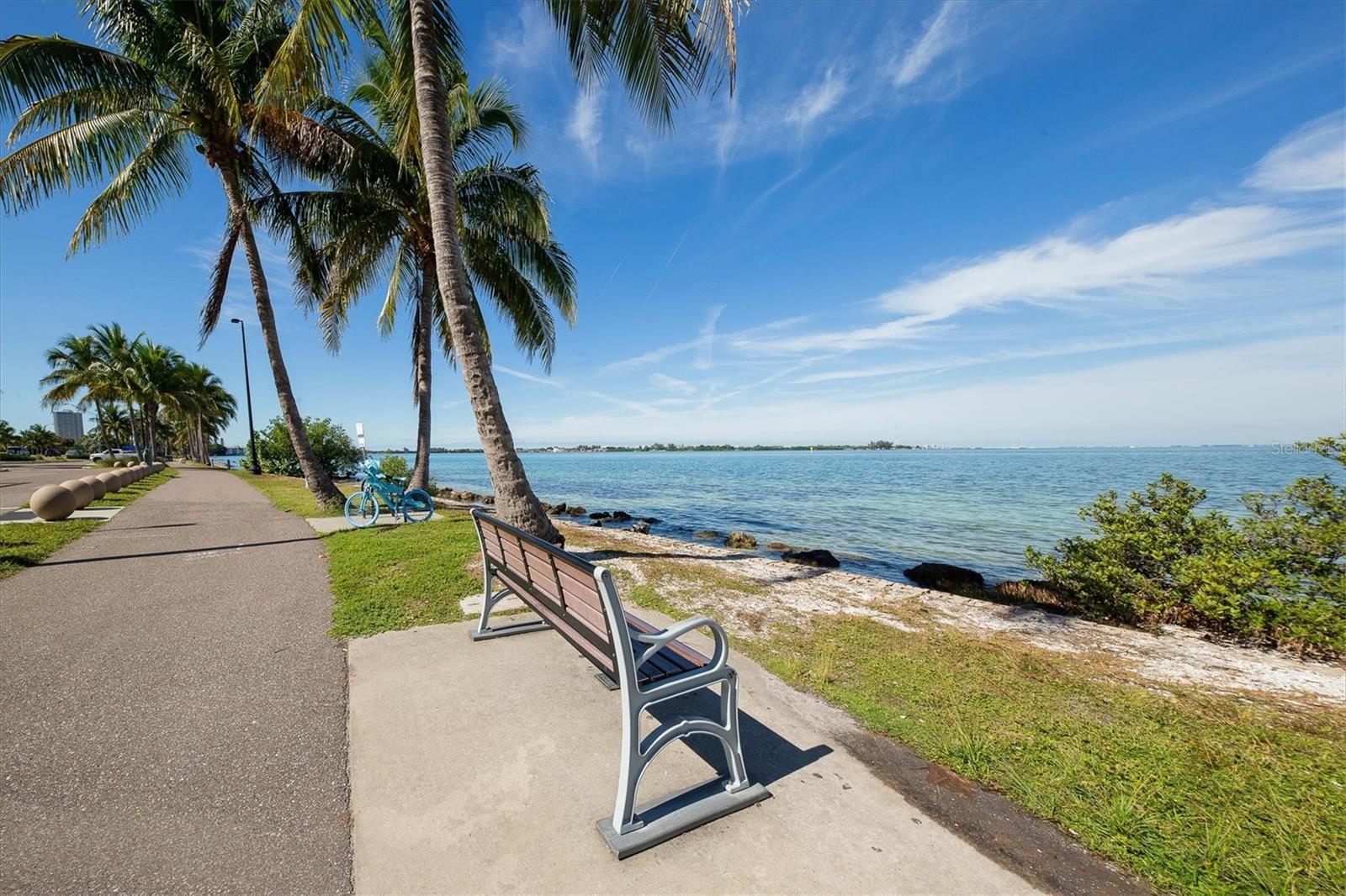 BIRD KEY - Residential