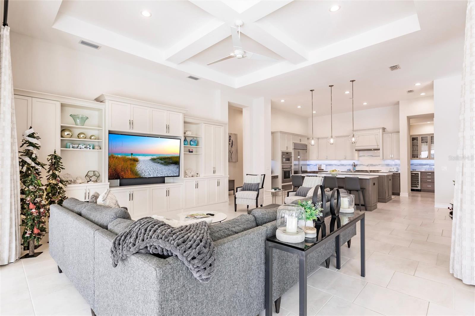 LAKE VIEW ESTATES AT THE LAKE CLUB - Residential