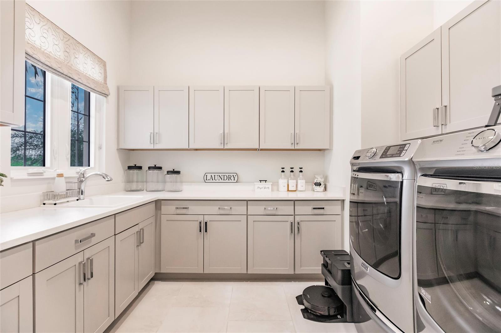 LAKE VIEW ESTATES AT THE LAKE CLUB - Residential