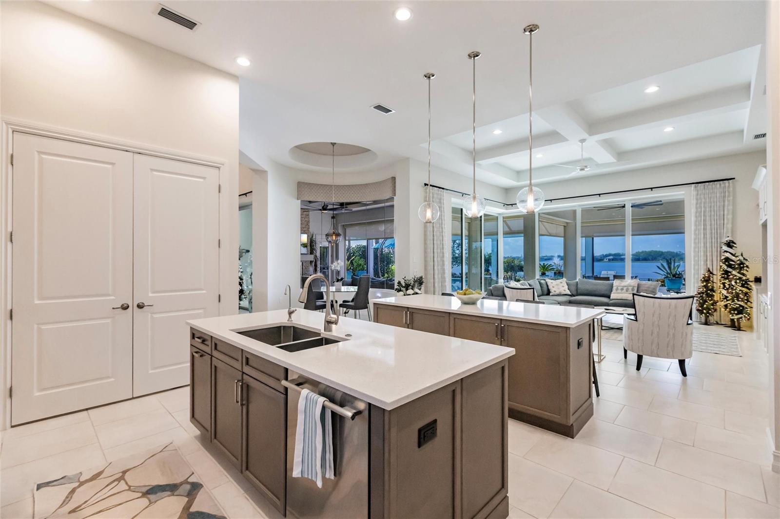LAKE VIEW ESTATES AT THE LAKE CLUB - Residential
