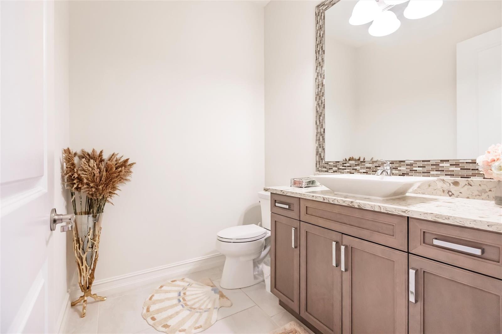 LAKE VIEW ESTATES AT THE LAKE CLUB - Residential