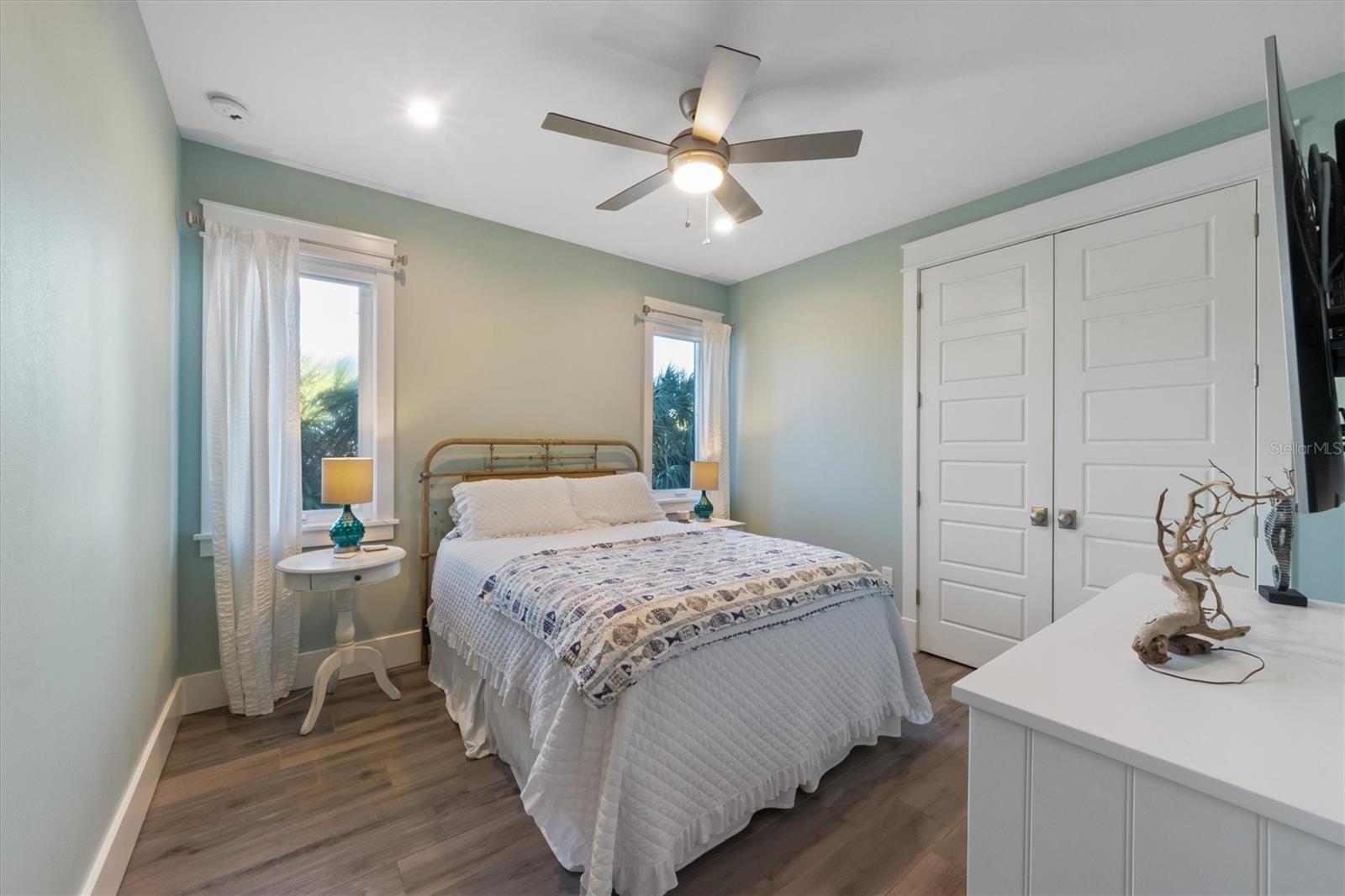 ANNA MARIA BEACH - Residential