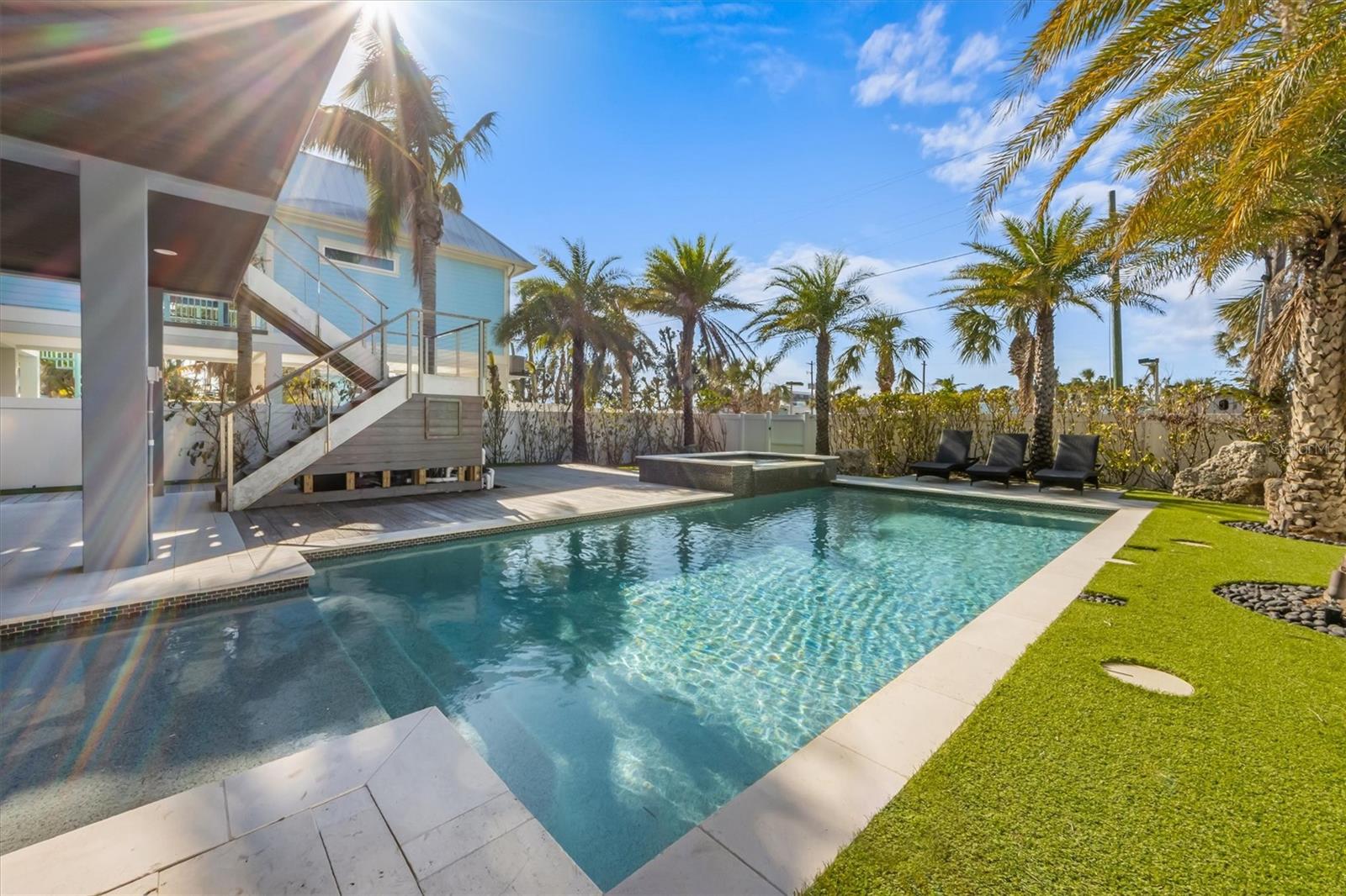 ANNA MARIA BEACH - Residential