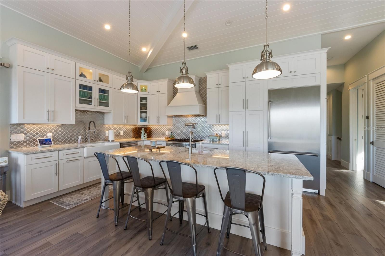 ANNA MARIA BEACH - Residential