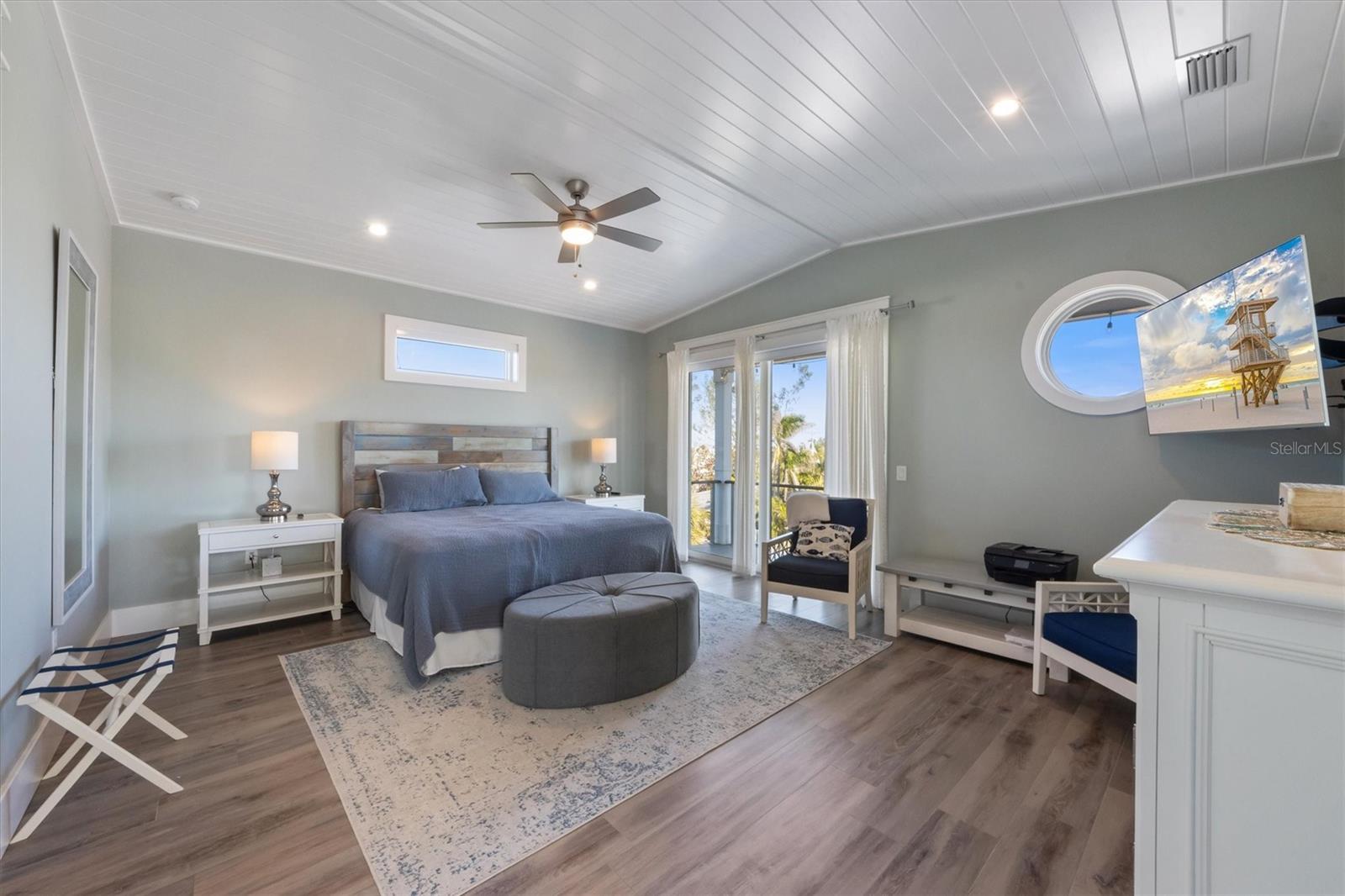 ANNA MARIA BEACH - Residential