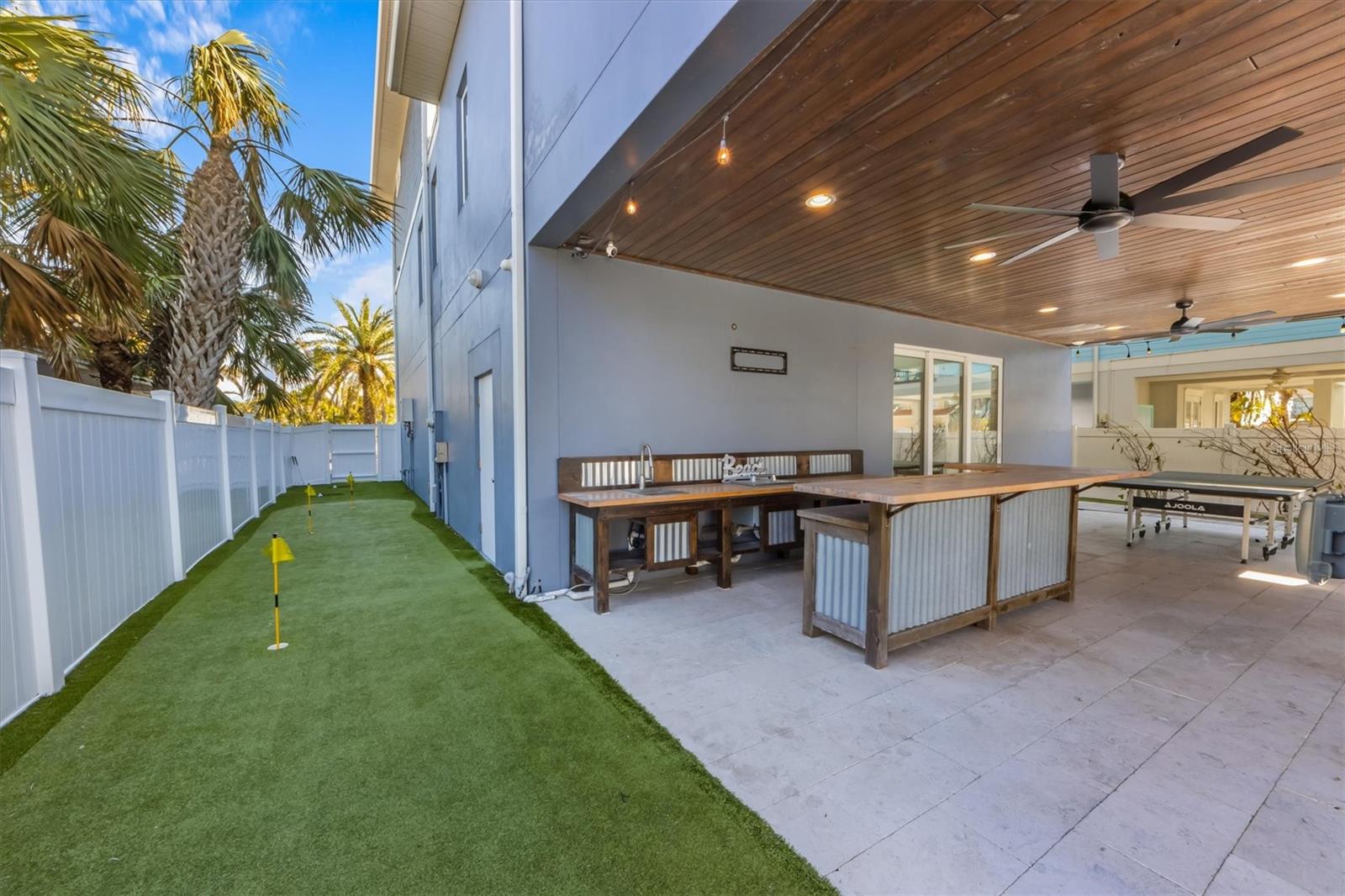 ANNA MARIA BEACH - Residential