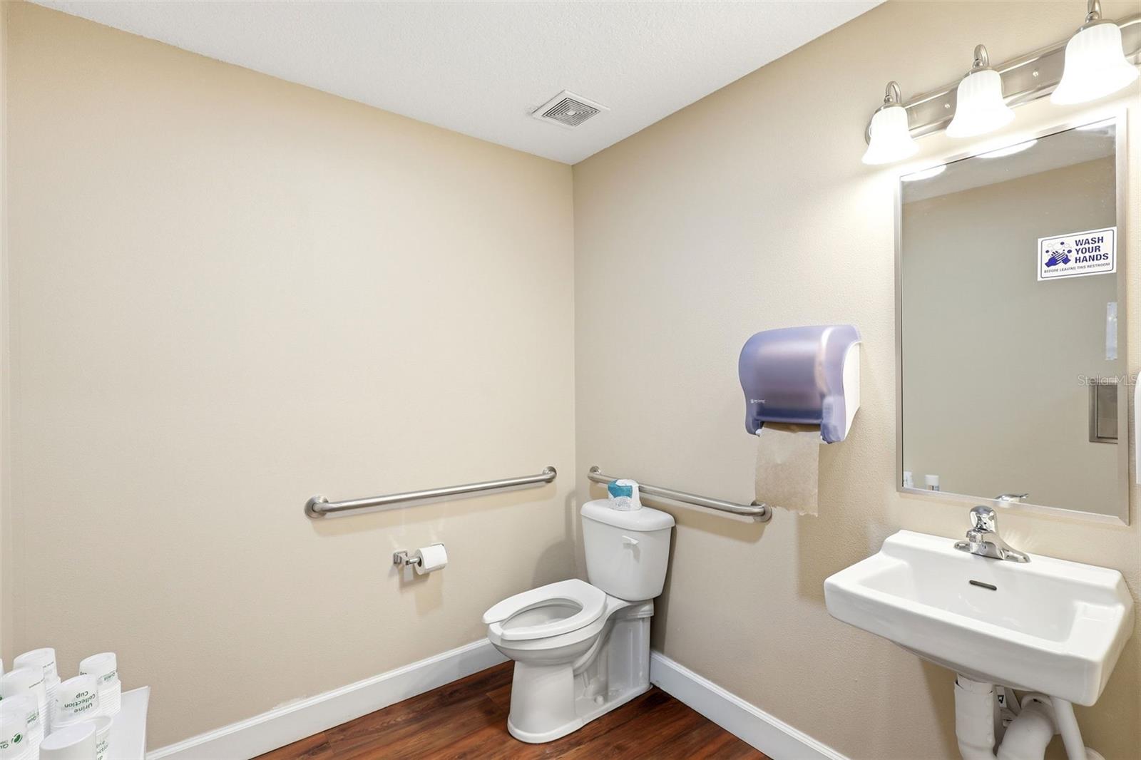 ROGERS DELAND - Commercial Sale