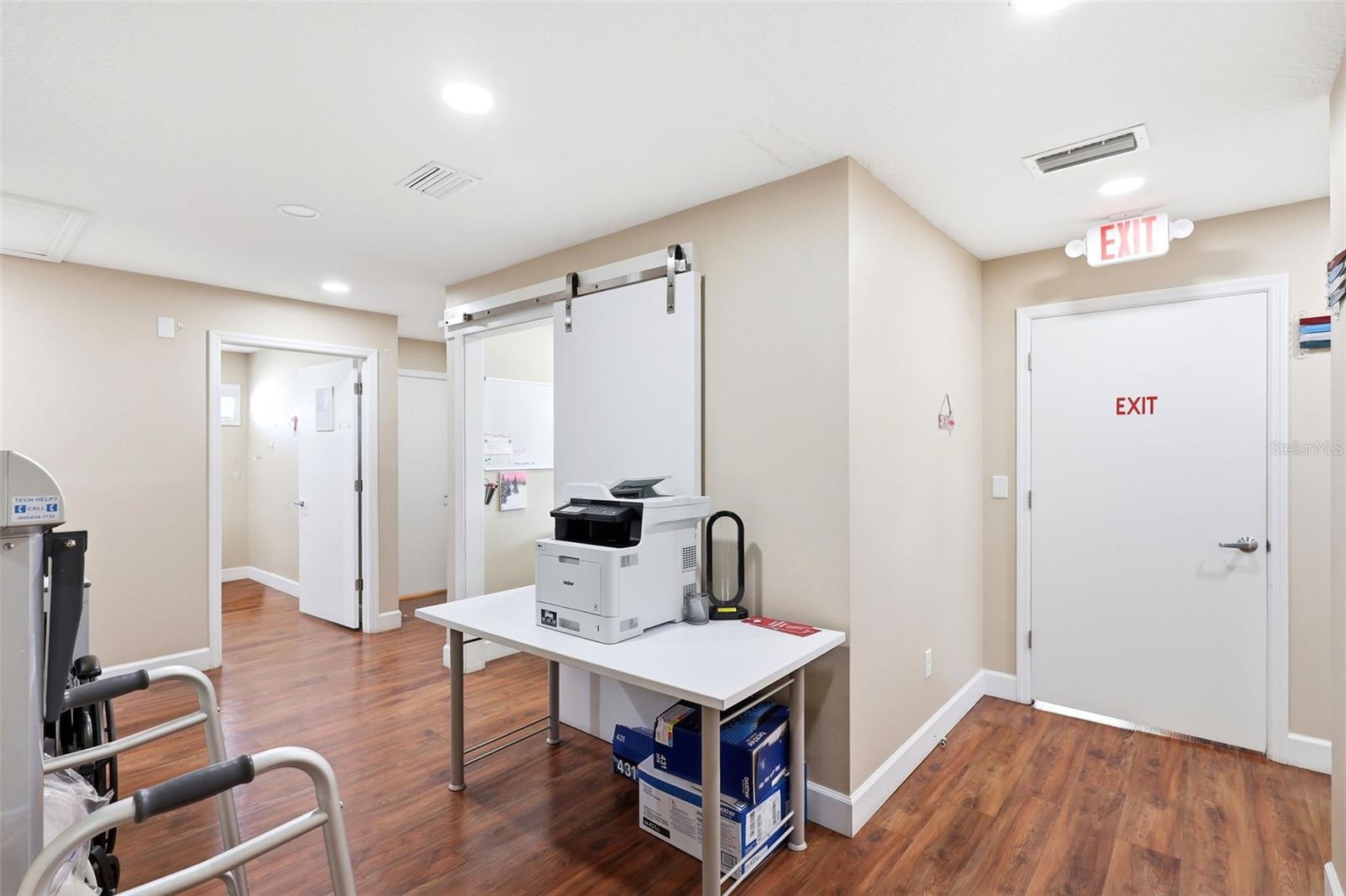 ROGERS DELAND - Commercial Sale