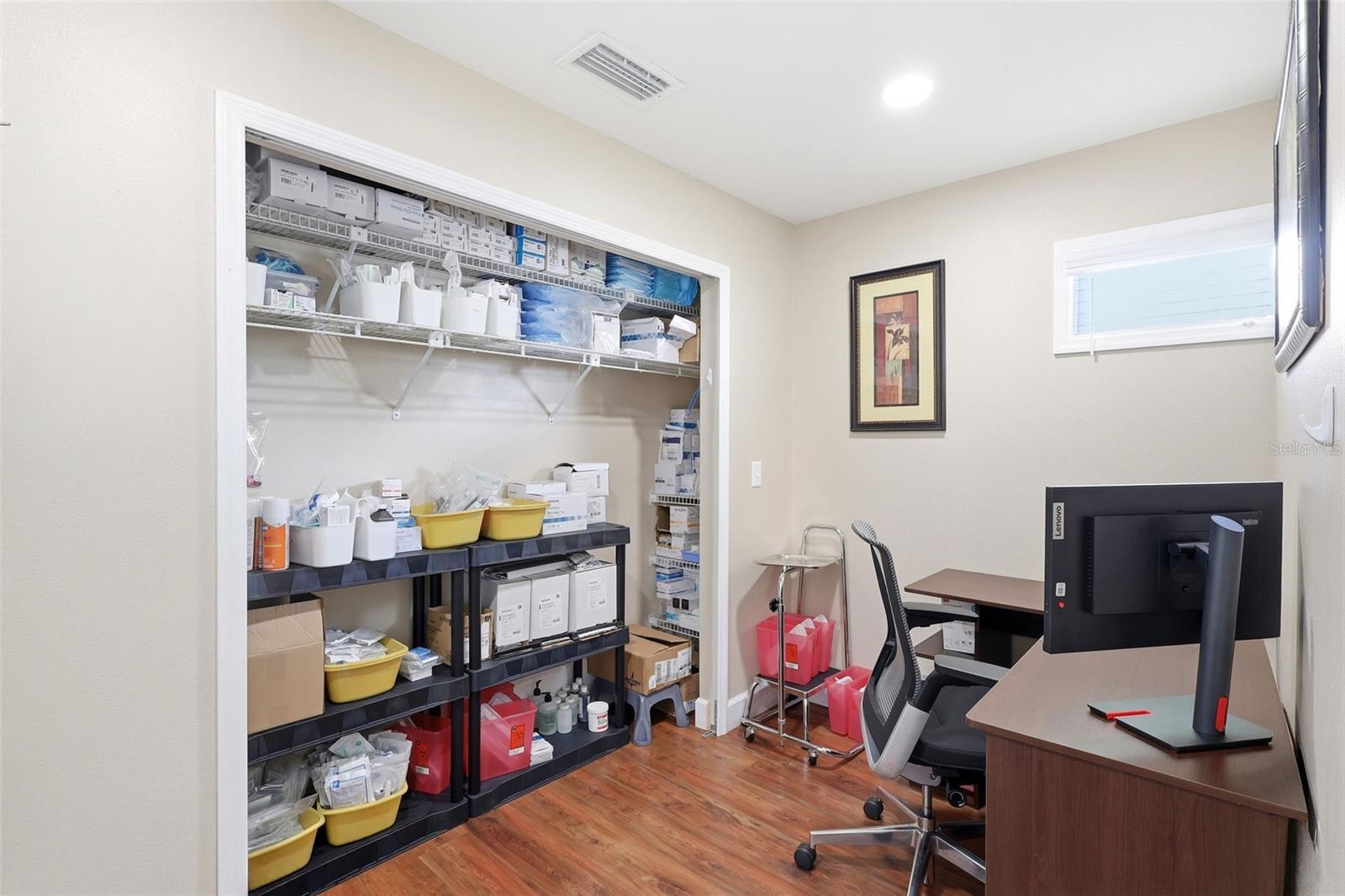 ROGERS DELAND - Commercial Sale
