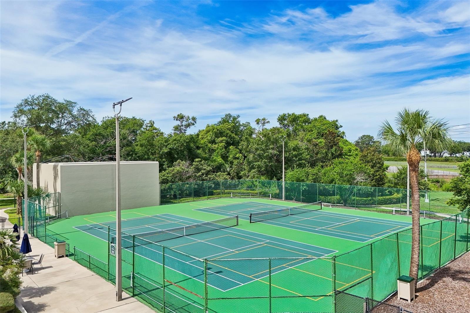 WOODLAND TERRACE AT COUNTRY CREEK - Residential