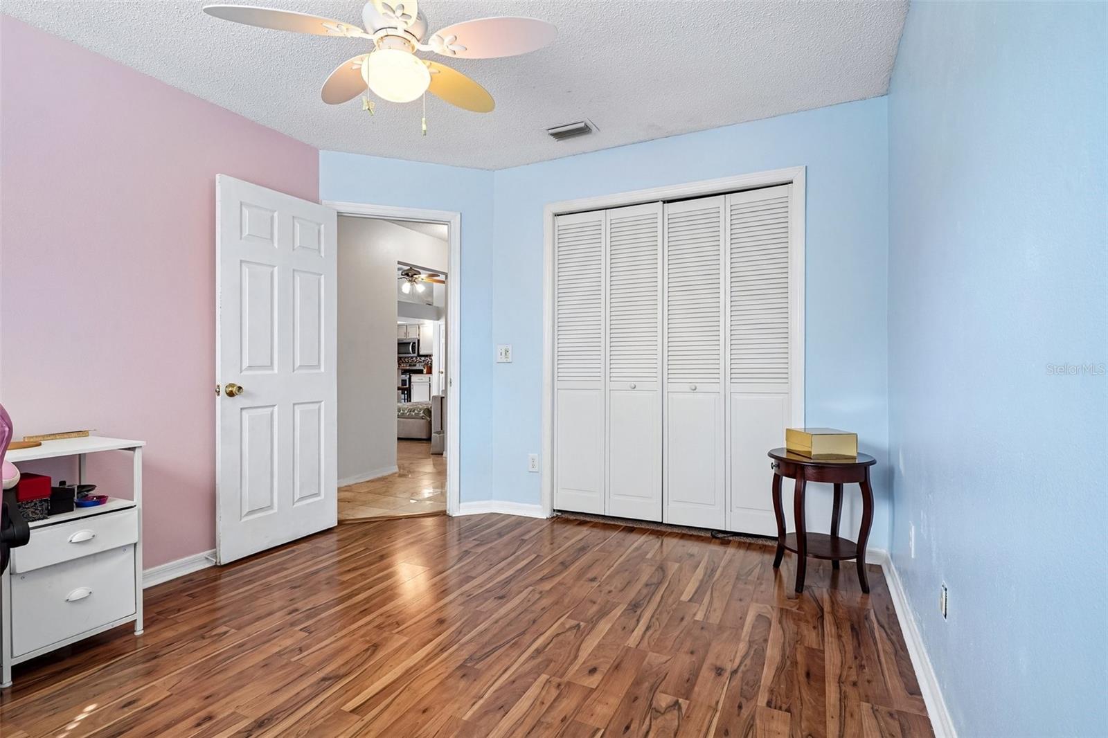 WOODLAND TERRACE AT COUNTRY CREEK - Residential