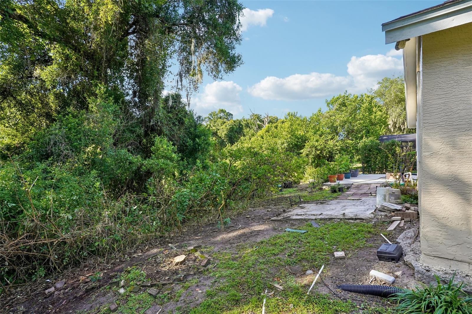WOODLAND TERRACE AT COUNTRY CREEK - Residential