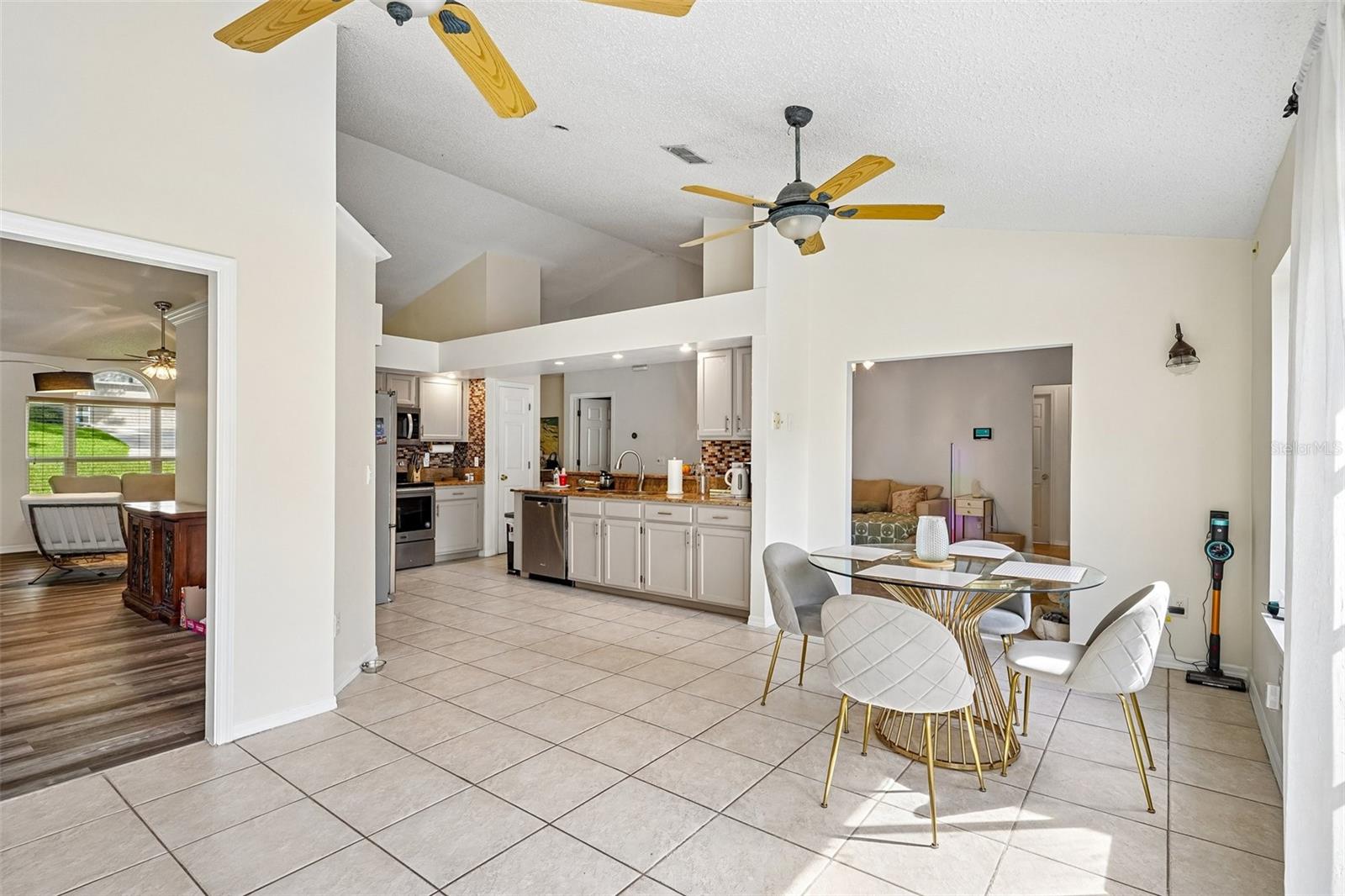 WOODLAND TERRACE AT COUNTRY CREEK - Residential