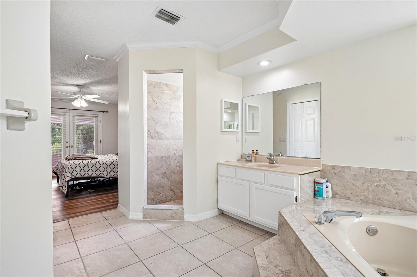 WOODLAND TERRACE AT COUNTRY CREEK - Residential
