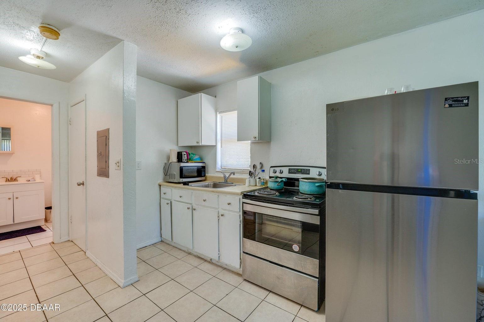 PECK BLK 28 DAYTONA - Residential Income