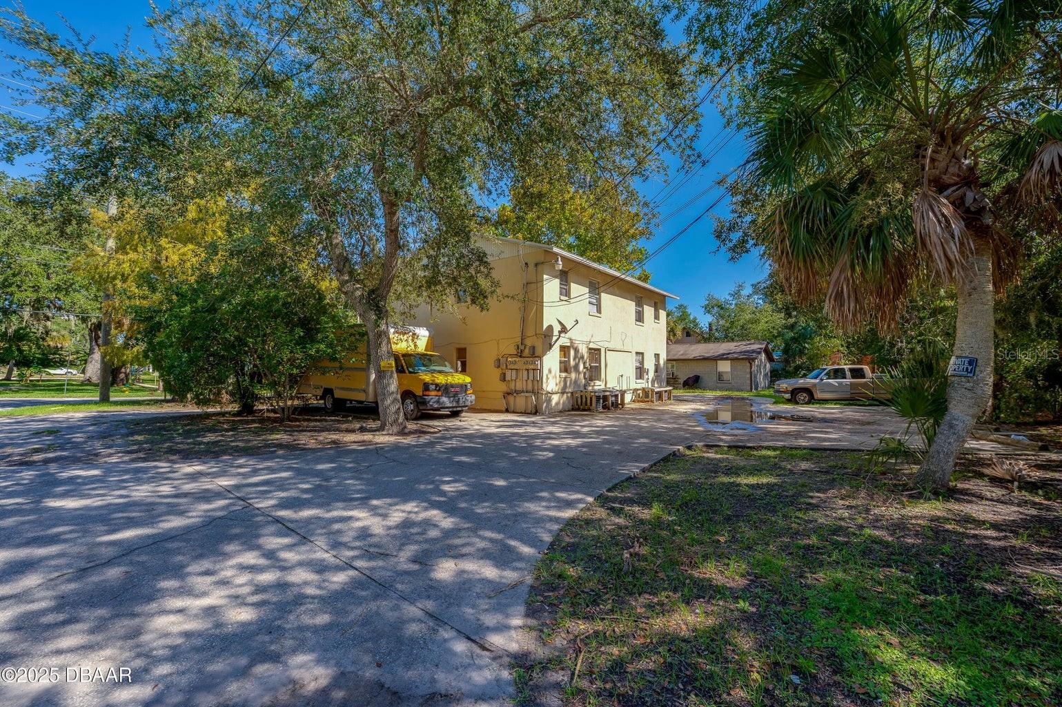 PECK BLK 28 DAYTONA - Residential Income