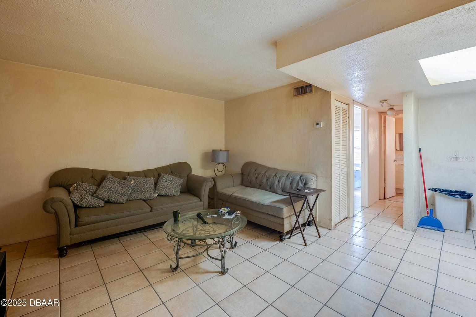 PECK BLK 28 DAYTONA - Residential Income