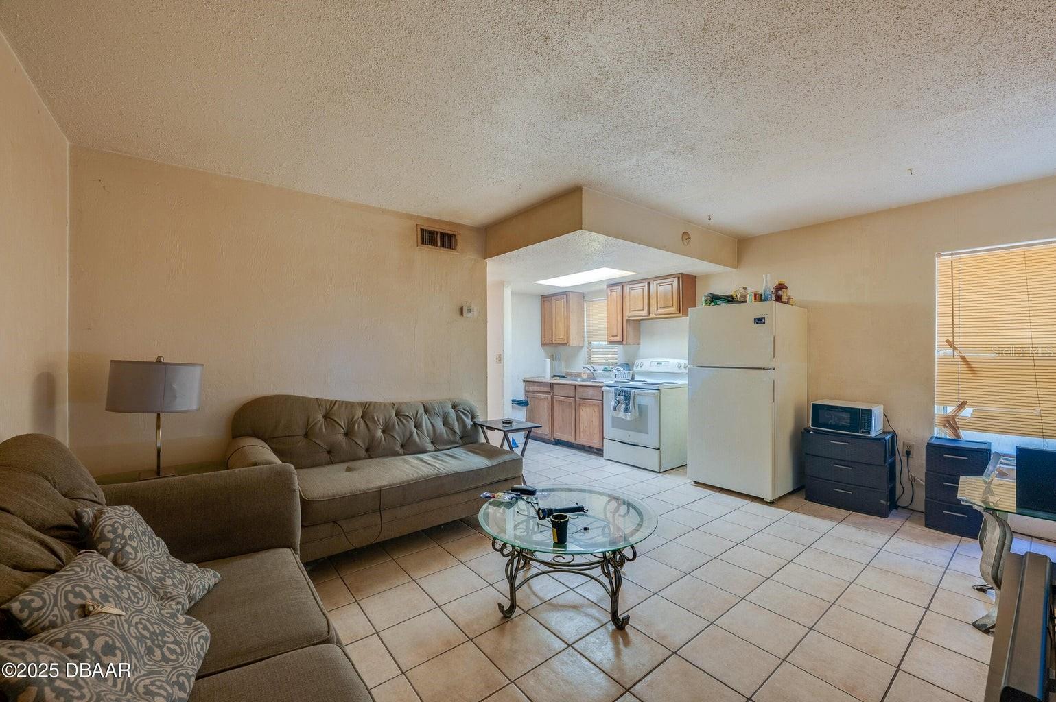 PECK BLK 28 DAYTONA - Residential Income